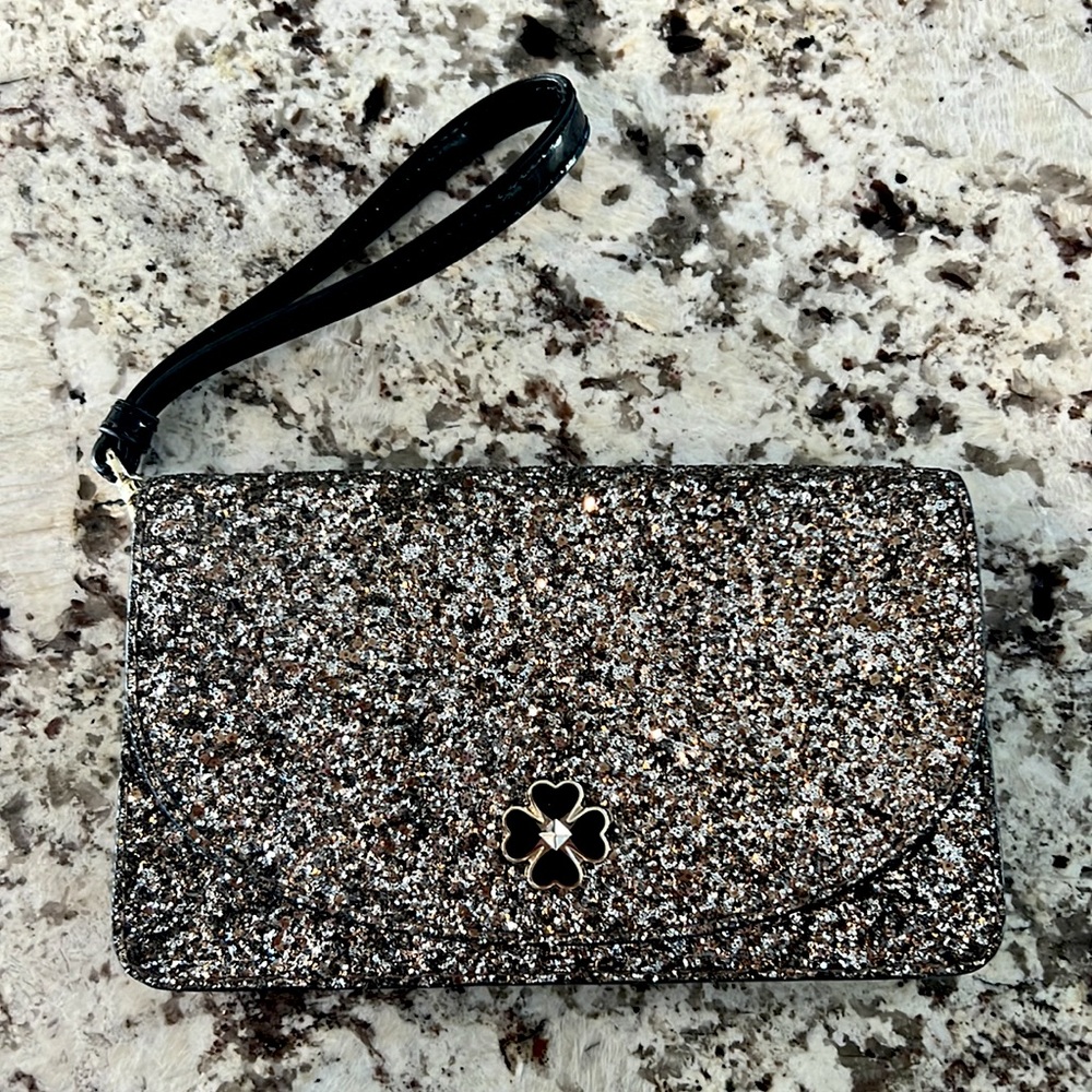 🚨NEVER USED🚨Women's Metallic Odette Glitter Small Multifunctional Wristlet